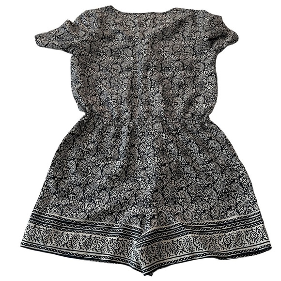 Loft Short Sleeve Printed Shorts Romper - Picture 2 of 3